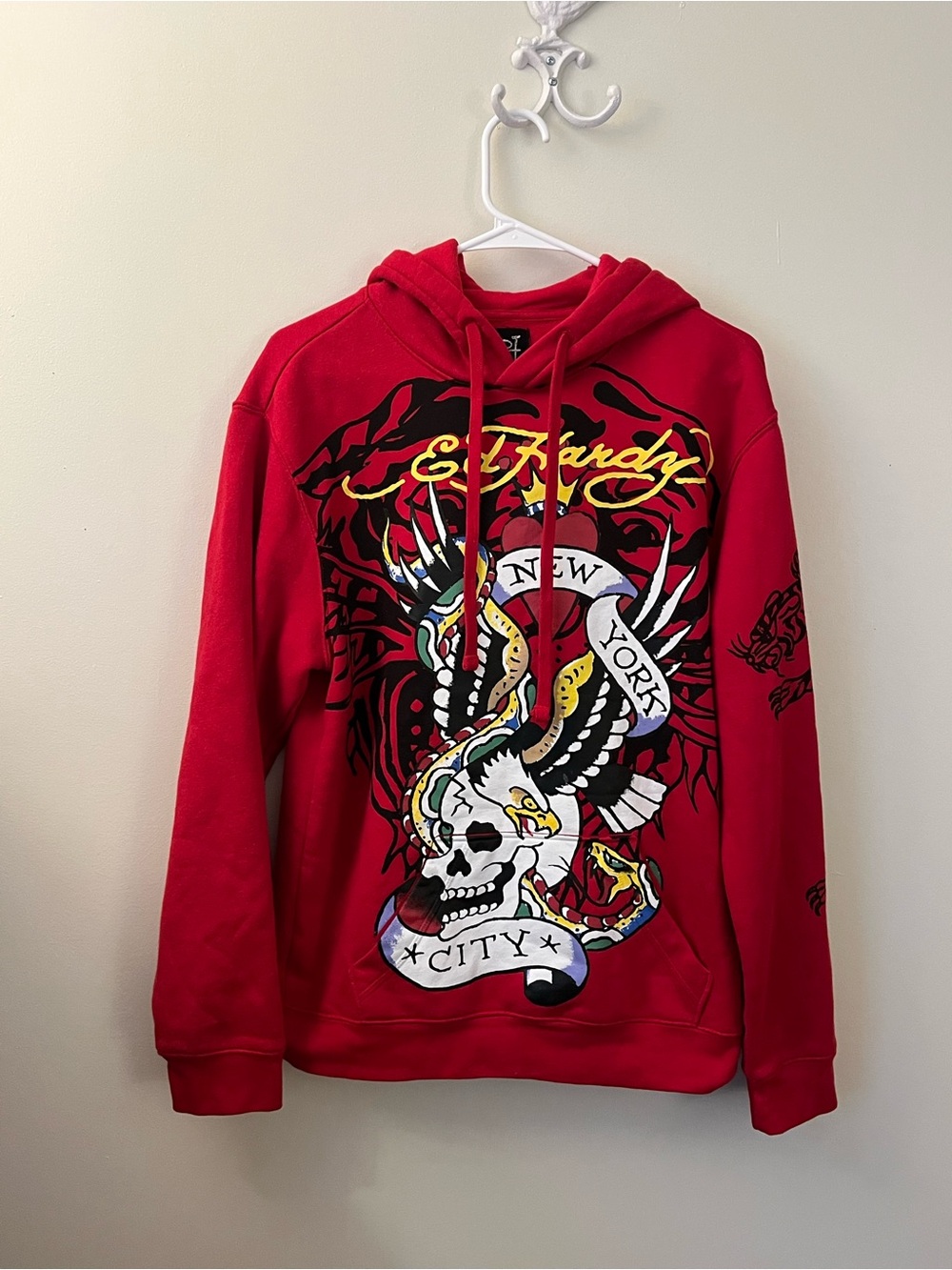 Ed Hardy Men's Red Tattoo Eagle Skull Snake New York Small Hoodie